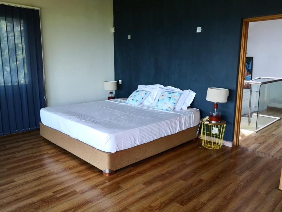 Keha Properties Flic-en-Flacq Екстериор снимка